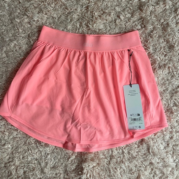 ALO Yoga Dresses & Skirts - Brand new Alo neon bubblegum skirt size medium